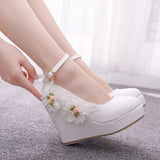 IFOMT  Crystal Queen White Wedges Wedding Pumps Sweet White Flower Lace Pearl Platform Pump Shoes Classic Bride Dress High Heeled Lady