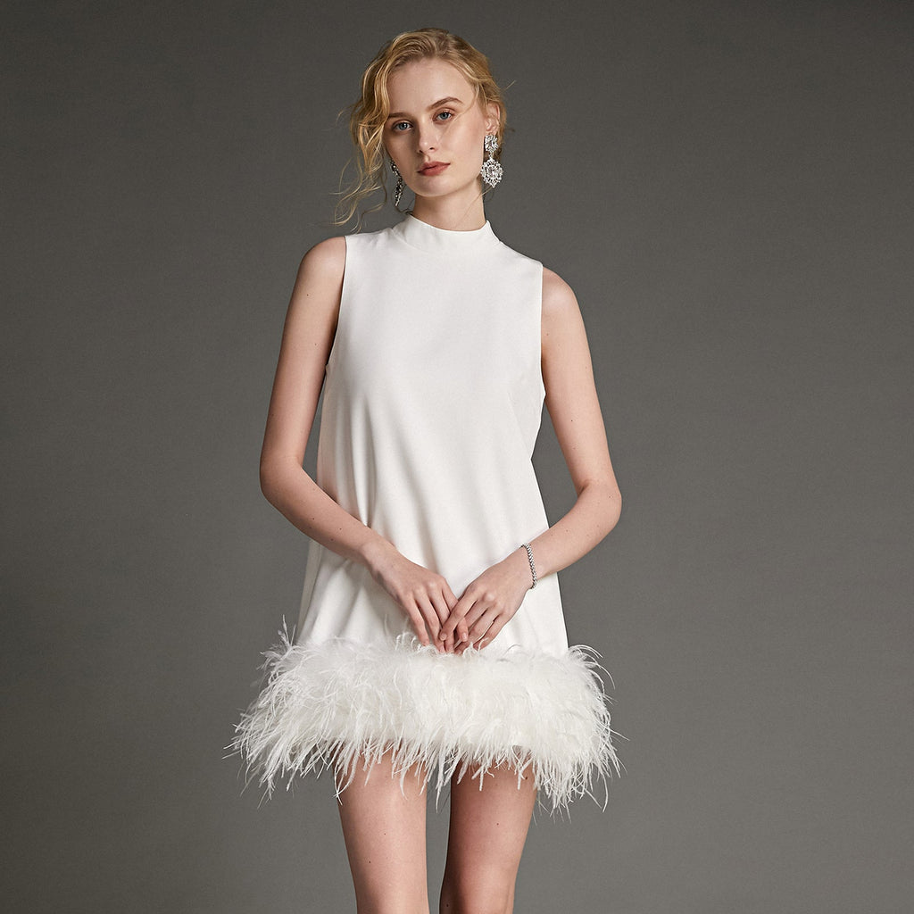 Ifomt - White Sleeveless Mock Neck Feather-Trimmed Mini Dress