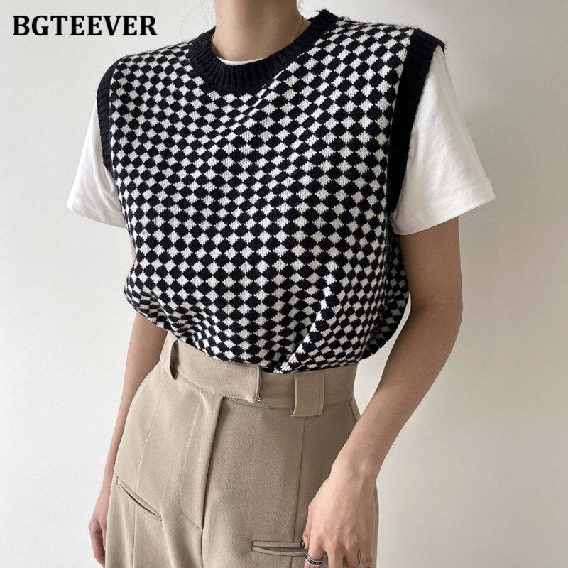 Ifomt  Casual Plaid O-Neck Women Knitted Sweater 2022 Autumn Winter Loose Sleeveless Female Pullovers Tops