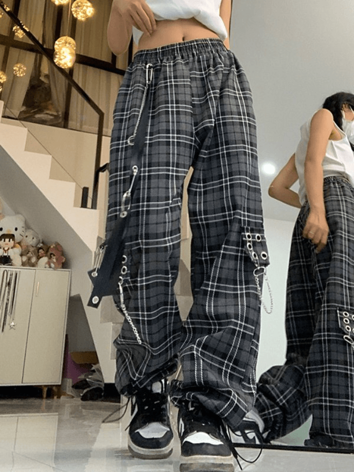 Ifomat Vintage Check Cargo Pants